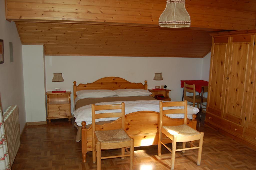 Hotel MILLEFIORI Vigo di Fassa Zimmer foto